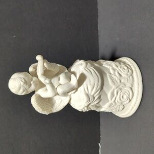 Vintage Unbranded White Ceramic Porcelain 5 1/2" Angel Bell